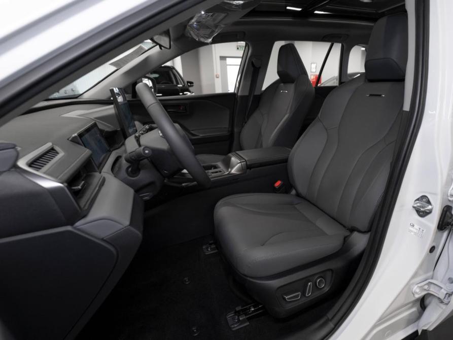 Toyota RAV4 VI (XA60) Москва  - изображение 9
