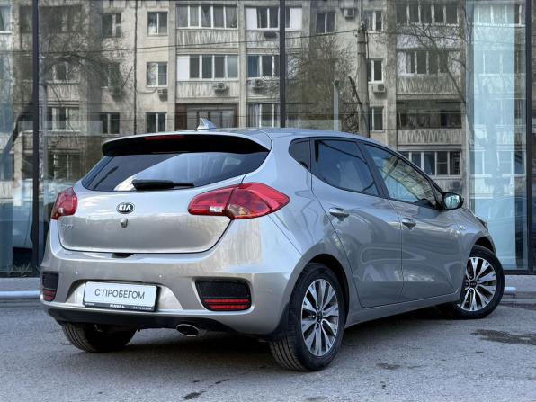 Kia Ceed II Рестайлинг с пробегом 2017 года, цена 1 524 000 рублей, 59573 км, хэтчбек, Автокод Объявления