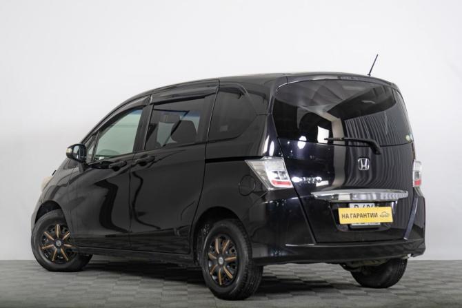 Honda Freed I Рестайлинг с пробегом 2012 года, цена 1 099 000 рублей, 157000 км, компактвэн, Автокод Объявления