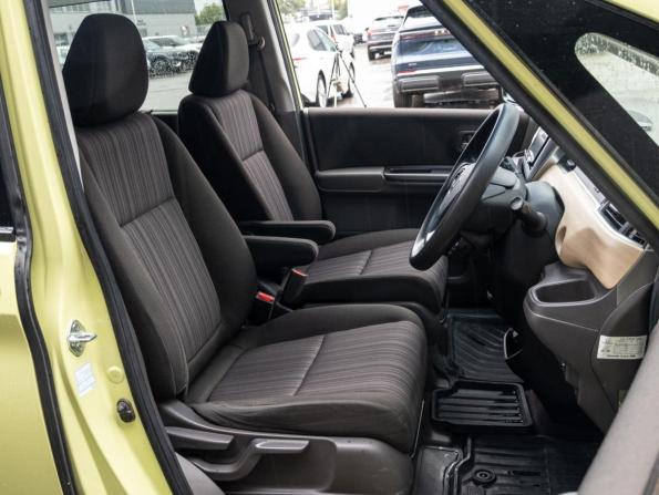 Honda Freed II с пробегом 2018 года, цена 1 350 000 рублей, 174645 км, компактвэн, Автокод Объявления