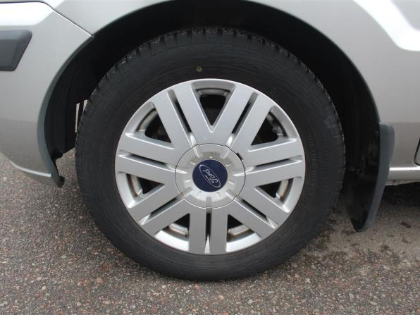 Ford Fusion I Рестайлинг с пробегом 2007 года, цена 570 000 рублей, 73183 км, хэтчбек, Автокод Объявления