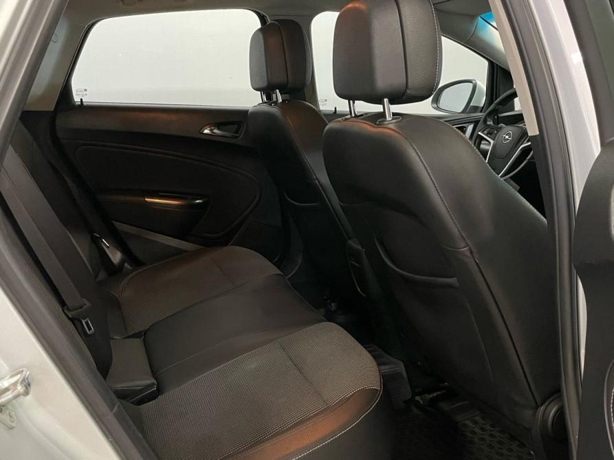 Opel Astra J Уфа  - изображение 10