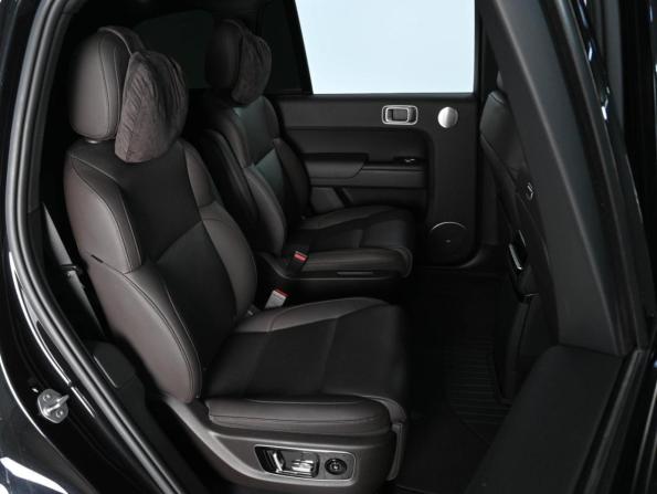 Li Auto (Lixiang) L9 I с пробегом 2023 года, цена 6 590 000 рублей, 43264 км, внедорожник, Автокод Объявления