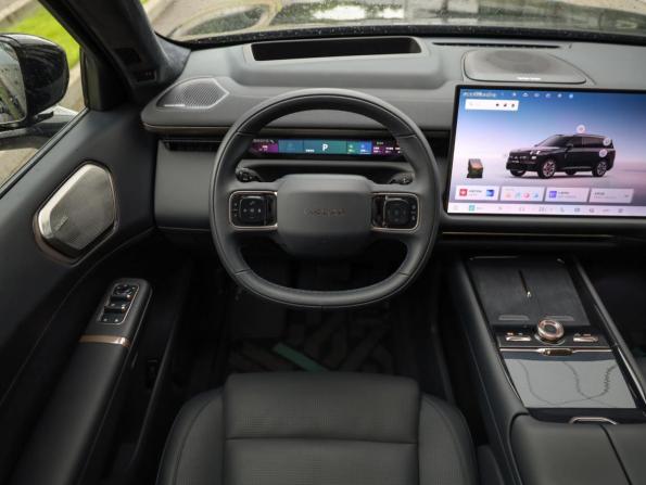 Lynk &amp; Co 900 с пробегом 2025 года, цена 7 499 000 рублей, 7202 км, внедорожник, Автокод Объявления
