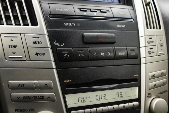 Lexus RX II Рестайлинг с пробегом 2006 года, цена 1 339 000 рублей, 210294 км, внедорожник, Автокод Объявления