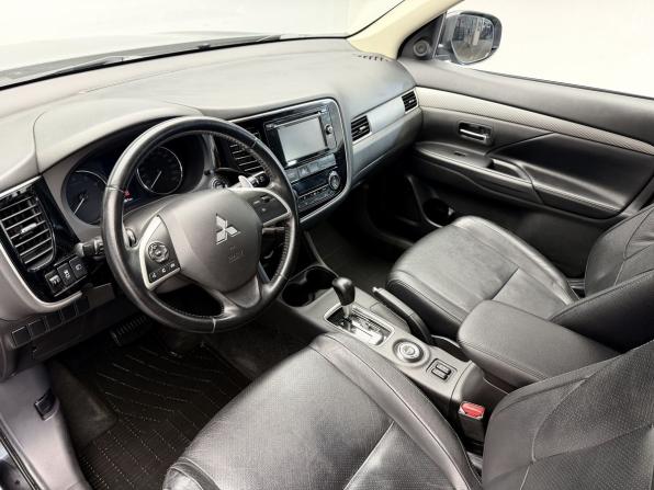 Mitsubishi Outlander III с пробегом 2013 года, цена 1 489 000 рублей, 106860 км, внедорожник, Автокод Объявления