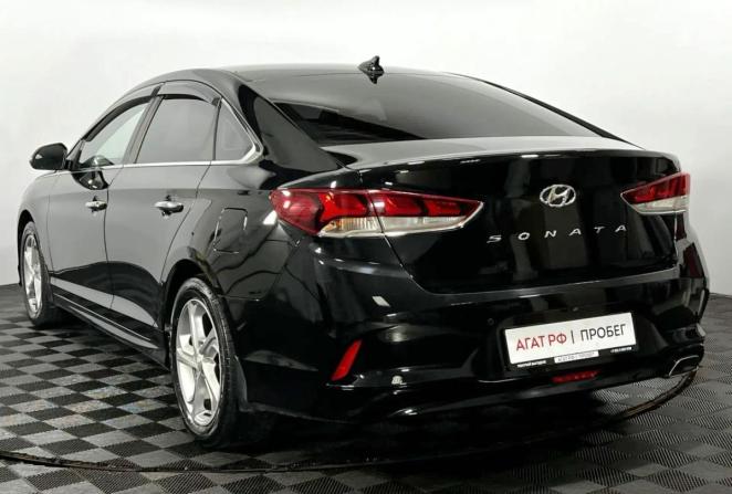 Hyundai Sonata VII (LF) Рестайлинг с пробегом 2018 года, цена 1 751 000 рублей, 136928 км, седан, Автокод Объявления