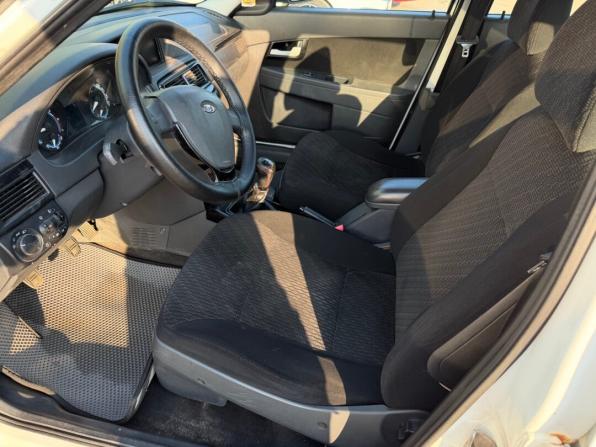 Lada (ВАЗ) Priora I Рестайлинг с пробегом 2014 года, цена 400 000 рублей, 176513 км, хэтчбек, Автокод Объявления