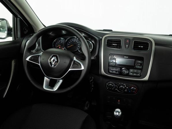 Renault Logan II Рестайлинг с пробегом 2020 года, цена 1 020 000 рублей, 68300 км, седан, Автокод Объявления