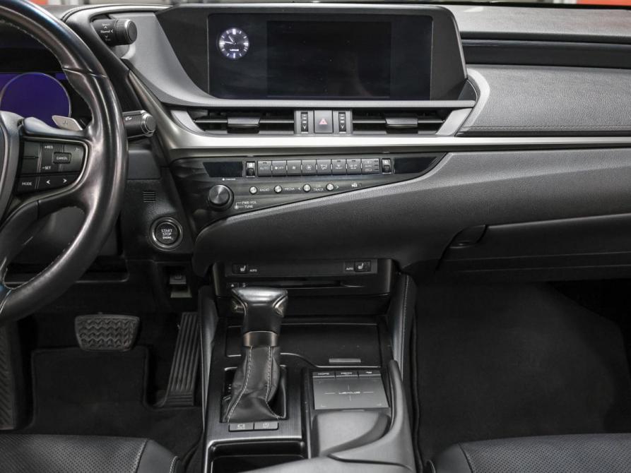 Lexus ES VII Москва  - изображение 16