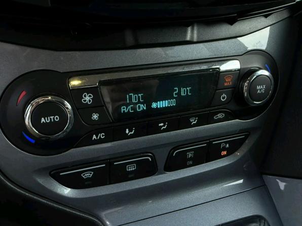 Ford Focus III с пробегом 2012 года, цена 899 000 рублей, 152200 км, хэтчбек, Автокод Объявления