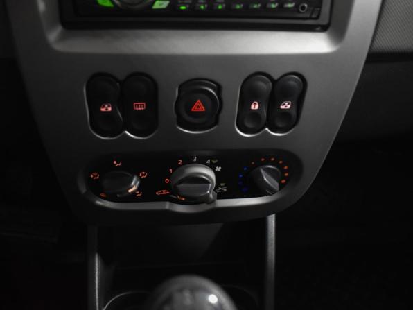 Renault Logan I Рестайлинг с пробегом 2011 года, цена 449 000 рублей, 79694 км, седан, Автокод Объявления