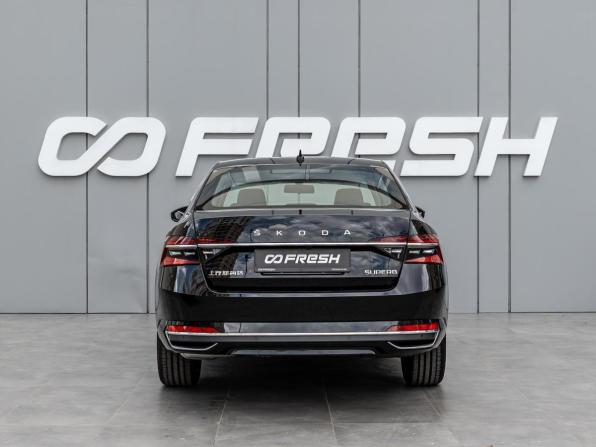 Skoda Superb III Рестайлинг с пробегом 2025 года, цена 3 200 000 рублей, 33 км, лифтбек, Автокод Объявления