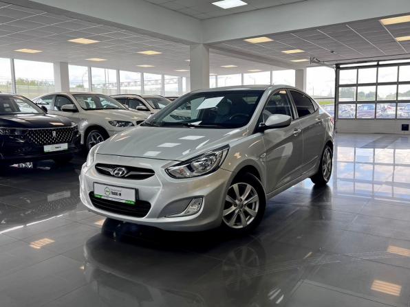 Hyundai Solaris I с пробегом 2012 года, цена 845 000 рублей, 167386 км, седан, Автокод Объявления