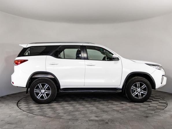 Toyota Fortuner II с пробегом 2019 года, цена 2 849 000 рублей, 191988 км, внедорожник, Автокод Объявления