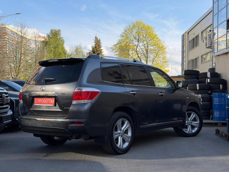 Toyota Highlander II (XU40) Рестайлинг Санкт-Петербург  - изображение 4