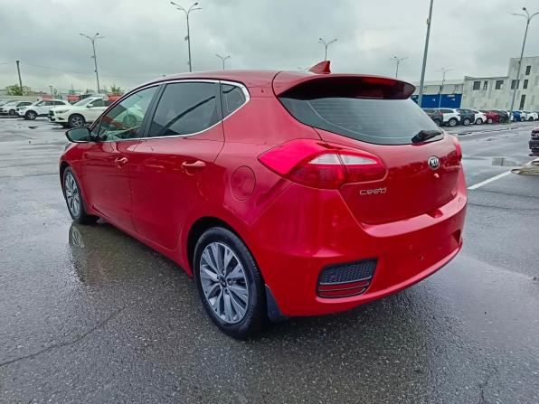 Kia Ceed II Рестайлинг с пробегом 2018 года, цена 1 599 995 рублей, 79760 км, хэтчбек, Автокод Объявления