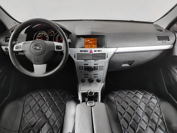Opel Astra H Рестайлинг с пробегом 2013 года, цена 420 000 рублей, 184250 км, седан, Автокод Объявления