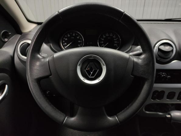 Renault Sandero I с пробегом 2012 года, цена 655 000 рублей, 107848 км, хэтчбек, Автокод Объявления