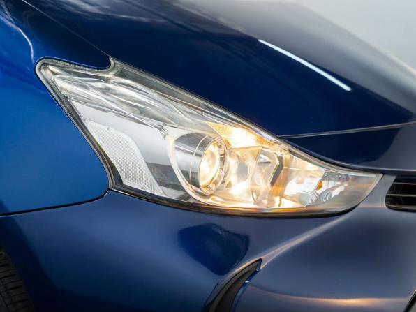 Toyota Prius Alpha I (ZVW40/41) Рестайлинг с пробегом 2015 года, цена 1 340 300 рублей, 161170 км, универсал, Автокод Объявления