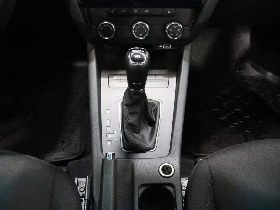 Skoda Octavia III (A7) Рестайлинг Москва  - изображение 16