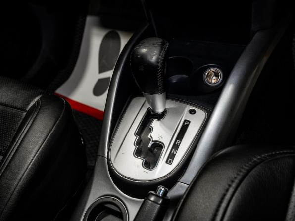 Mitsubishi Outlander II Рестайлинг с пробегом 2010 года, цена 1 100 000 рублей, 234938 км, внедорожник, Автокод Объявления