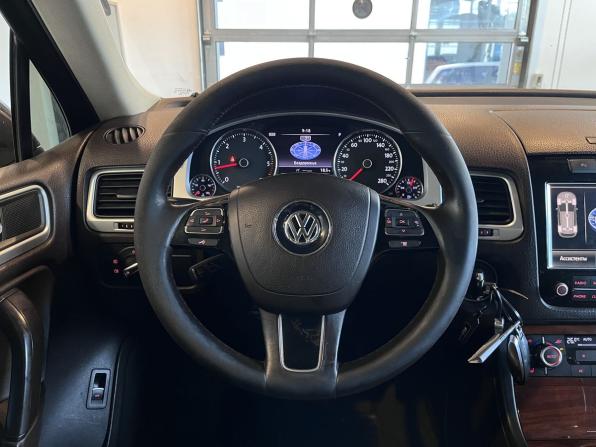 Volkswagen Touareg II с пробегом 2010 года, цена 1 285 000 рублей, 551435 км, внедорожник, Автокод Объявления