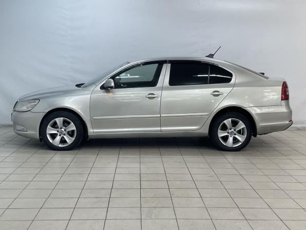 Skoda Octavia II (A5) Рестайлинг с пробегом 2012 года, цена 780 000 рублей, 175329 км, лифтбек, Автокод Объявления