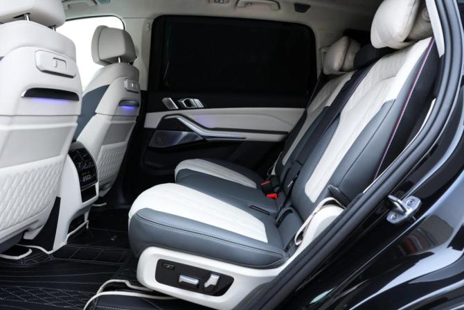 BMW X7 I (G07) Рестайлинг с пробегом 2023 года, цена 17 500 000 рублей, 37431 км, внедорожник, Автокод Объявления