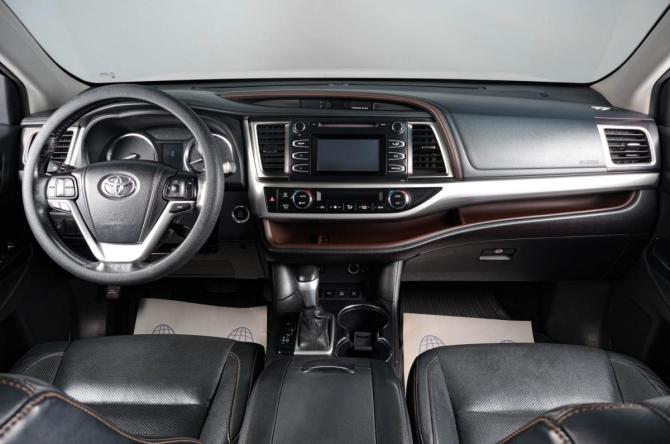 Toyota Highlander III (XU50) с пробегом 2014 года, цена 2 849 000 рублей, 247000 км, внедорожник, Автокод Объявления