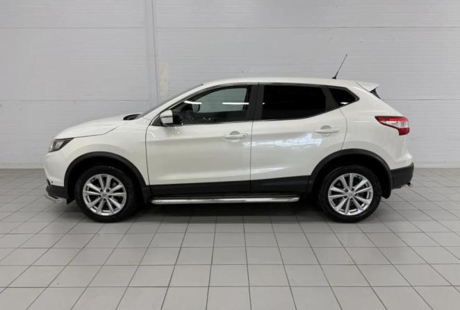 Nissan Qashqai II с пробегом 2015 года, цена 1 550 000 рублей, 37925 км, внедорожник, Автокод Объявления