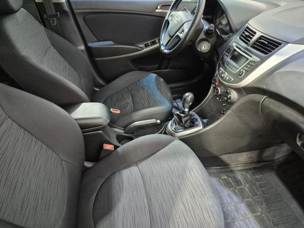 Hyundai Solaris I Рестайлинг с пробегом 2016 года, цена 825 000 рублей, 177275 км, седан, Автокод Объявления