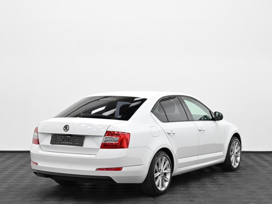 Skoda Octavia III (A7) Москва  - изображение 2