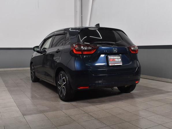 Honda Fit IV с пробегом 2022 года, цена 1 229 995 рублей, 128556 км, хэтчбек, Автокод Объявления