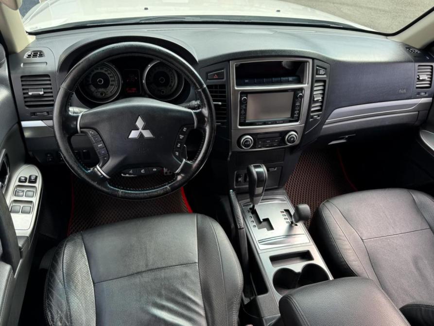 Mitsubishi Pajero IV Рестайлинг 1 Кропоткин  - изображение 6