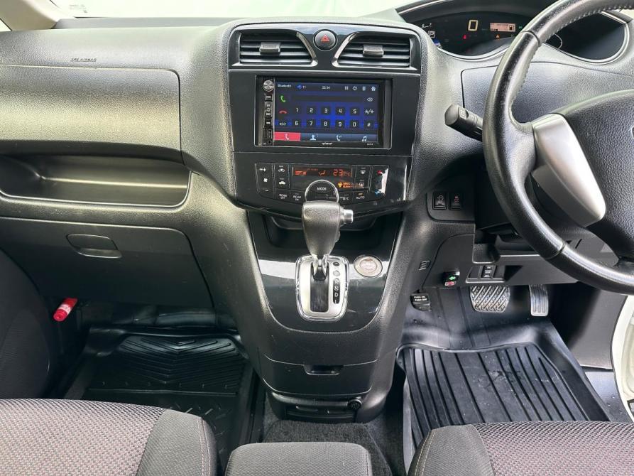 Nissan Serena IV (C26) Екатеринбург  - изображение 11
