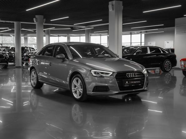 Audi A3 III (8V) Рестайлинг с пробегом 2018 года, цена 2 530 000 рублей, 35221 км, седан, Автокод Объявления