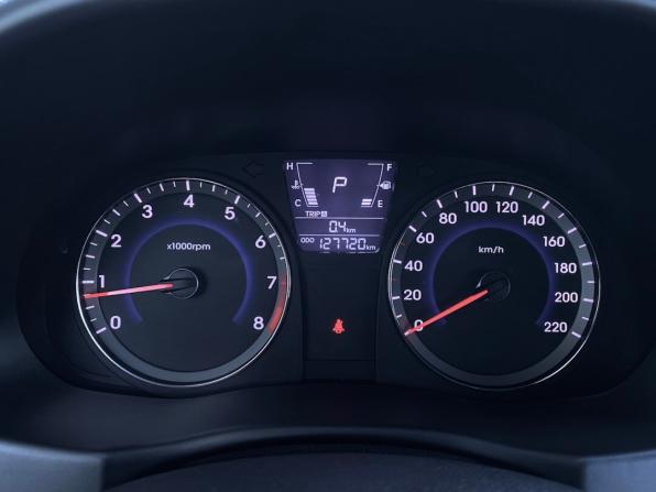 Hyundai Solaris I с пробегом 2013 года, цена 739 000 рублей, 127718 км, седан, Автокод Объявления