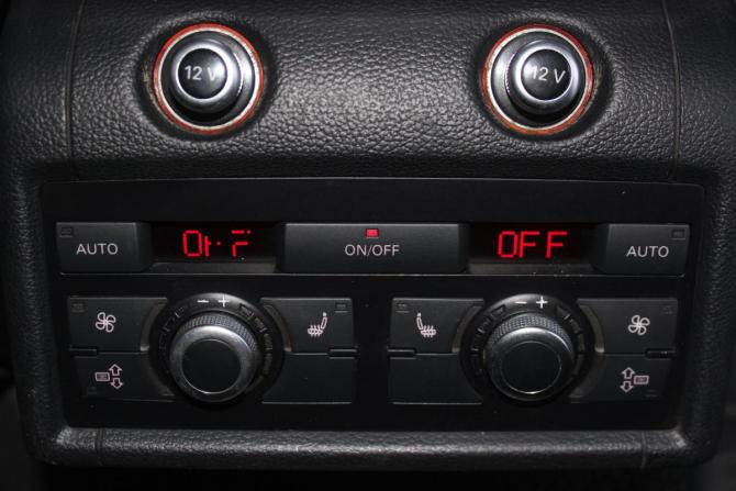 Audi Q7 I (4L) с пробегом 2007 года, цена 817 000 рублей, 245842 км, внедорожник, Автокод Объявления