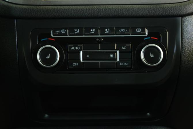 Volkswagen Tiguan I с пробегом 2011 года, цена 999 000 рублей, 251700 км, внедорожник, Автокод Объявления