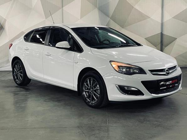 Opel Astra J Рестайлинг с пробегом 2014 года, цена 750 000 рублей, 181932 км, седан, Автокод Объявления