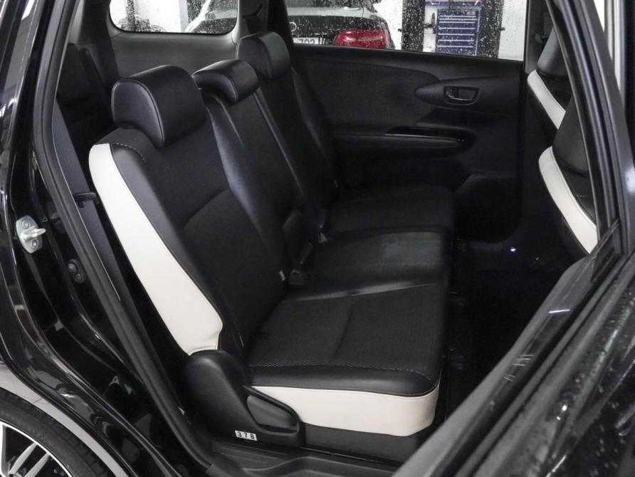 Toyota Wish II Рестайлинг Челябинск  - изображение 10