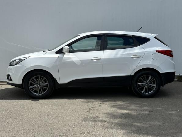 Hyundai ix35 I Рестайлинг с пробегом 2015 года, цена 1 420 000 рублей, 215784 км, внедорожник, Автокод Объявления