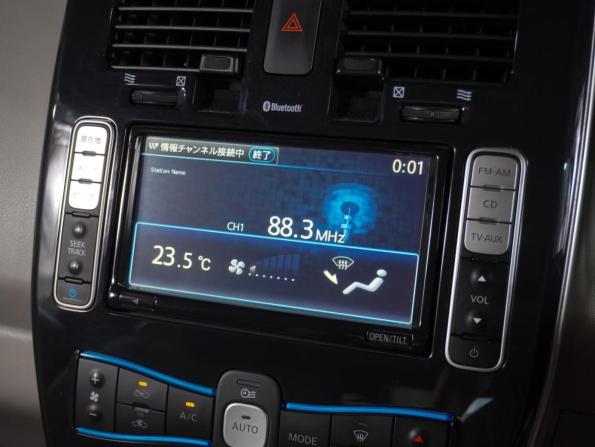 Nissan Leaf I (ZE0/AZE0) с пробегом 2012 года, цена 849 000 рублей, 135768 км, хэтчбек, Автокод Объявления