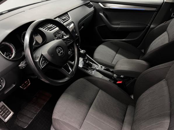 Skoda Octavia III (A7) Рестайлинг с пробегом 2018 года, цена 1 545 000 рублей, 229914 км, лифтбек, Автокод Объявления