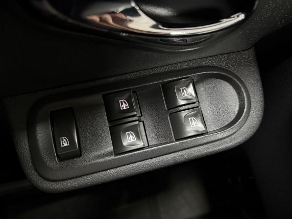 Renault Duster I Рестайлинг с пробегом 2017 года, цена 1 650 000 рублей, 57152 км, внедорожник, Автокод Объявления