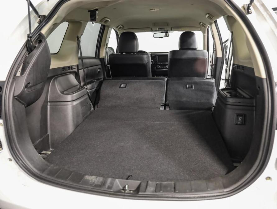 Mitsubishi Outlander III Рестайлинг 2 Санкт-Петербург  - изображение 30