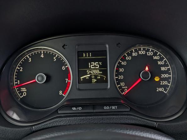 Volkswagen Polo V Рестайлинг с пробегом 2018 года, цена 1 200 000 рублей, 54281 км, седан, Автокод Объявления