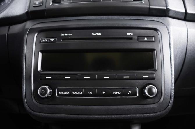 Skoda Roomster I Рестайлинг с пробегом 2013 года, цена 829 000 рублей, 168000 км, компактвэн, Автокод Объявления