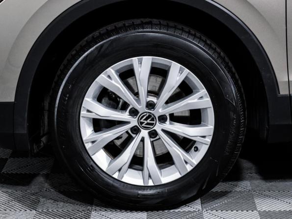 Volkswagen Tiguan II Рестайлинг с пробегом 2021 года, цена 2 550 000 рублей, 88525 км, внедорожник, Автокод Объявления